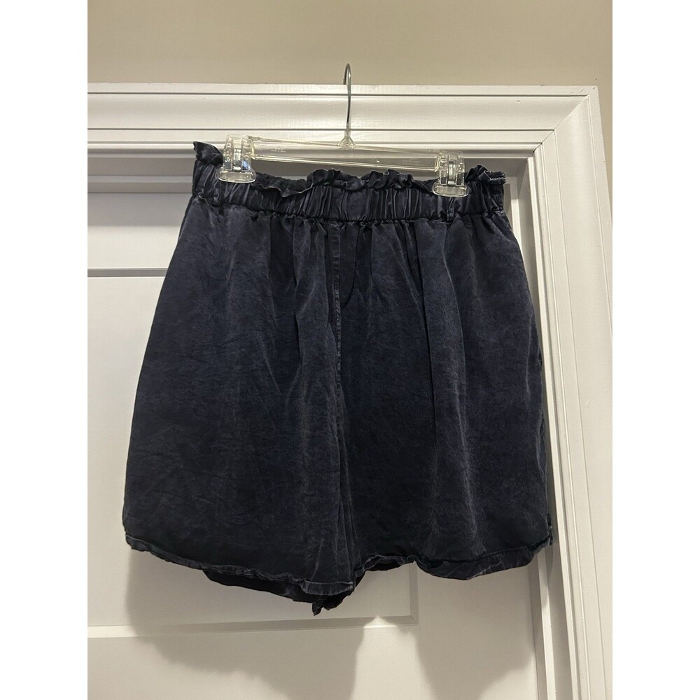 Hayden Navy Blue Paper Bag Shorts Women’s Size 2X Elastic Waist 3” Inseam Curvy